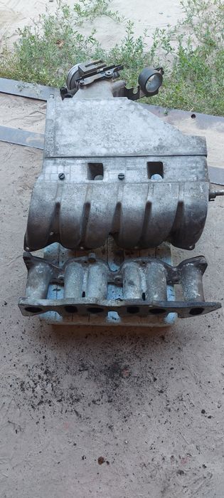 Пассат б4 б3 вр6 2,8 ААА Колектор впускний Коллектор випускний