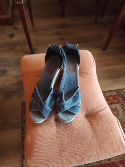 Buty na koturnach dżinsowe 40 Tommy Hilfinger