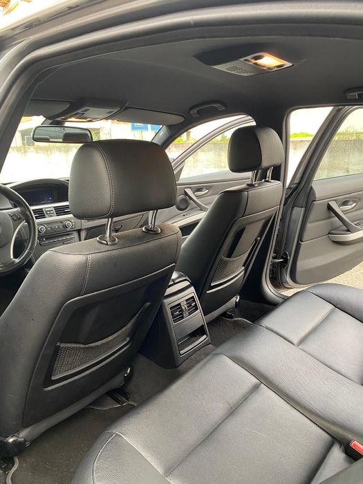 BMW 318d ano 2011