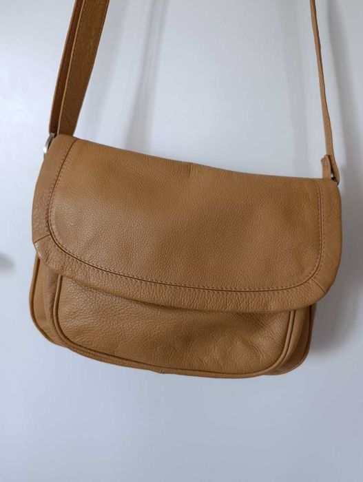 Кожанная сумка через плечо