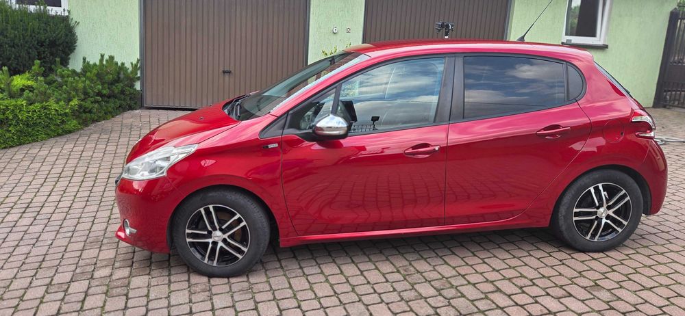 PEUGEOT 208 STYLE z instalacją gazową+komplet kół zimowych z kołpakami