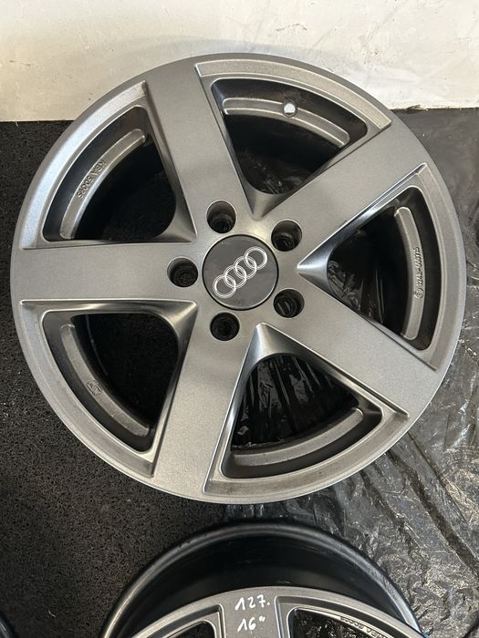 127 Felgi Aluminiowe AUDI R 16 5x112 otwór 66,6 Bardzo Ładne