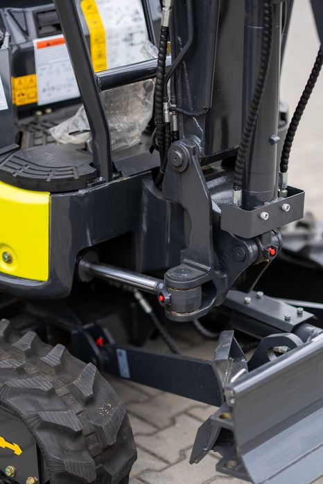 Minikoparka KINGWAY YAMA18 [yanmar]