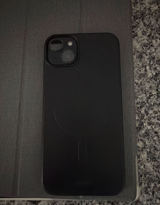 iPhone 14 Plus 256GB Preto (Desbloqueado) – Excelente Estado (85% Bateria)