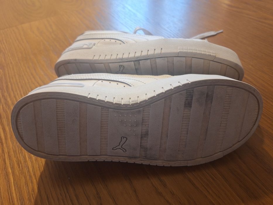 Biale sneakers Puma 37,5