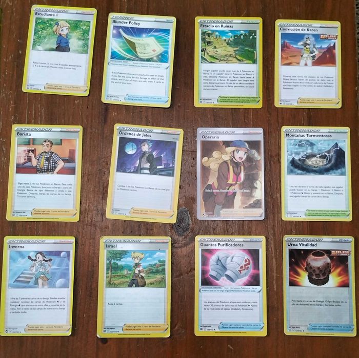 22 cartas de Pokémon treinador
