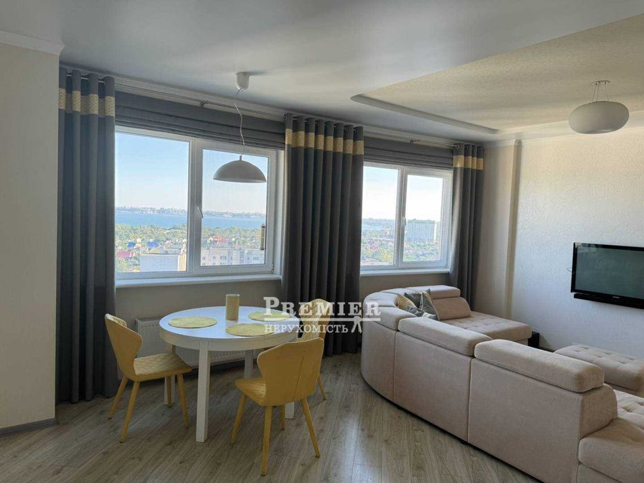 Продам пентхаус з панорамним видом на море