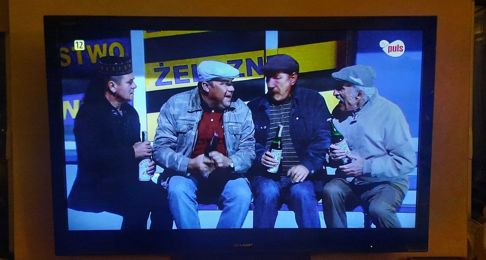 Telewizor SHARP LC-46LE700E FULL HD 1920/1080 , Podświetlenie FULL LED