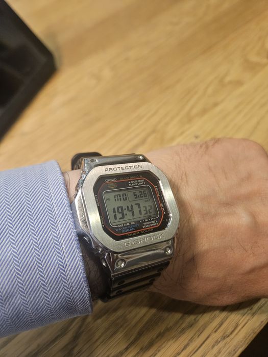 GW-M5610R(CASIO・G-SHOCK) Zegarek Casio G-SHOCK Original Black And Red Tough Solar GW