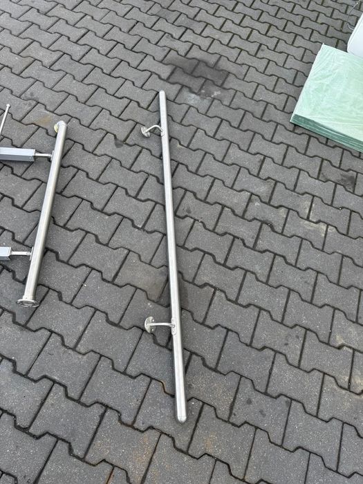 Schody i barierka po demontażu