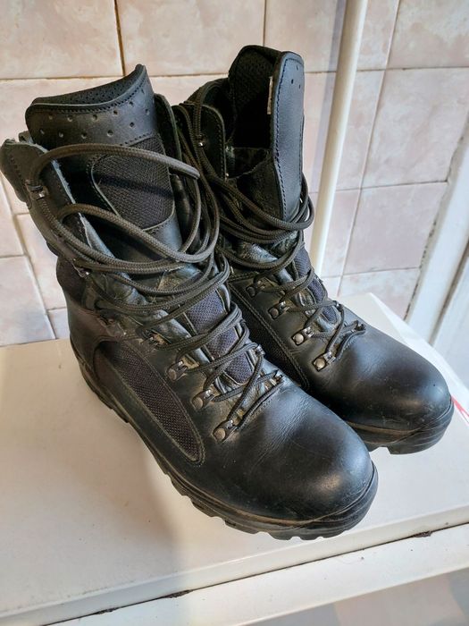 Продам дві пари берці виробнитства Чехії