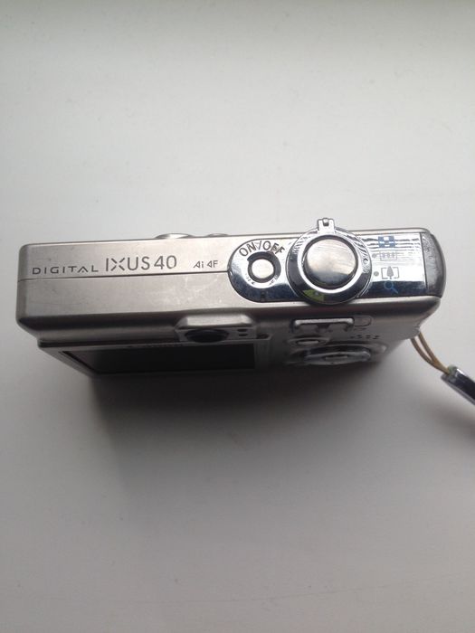 Цифровий фотоапарат Canon IXUS 40
