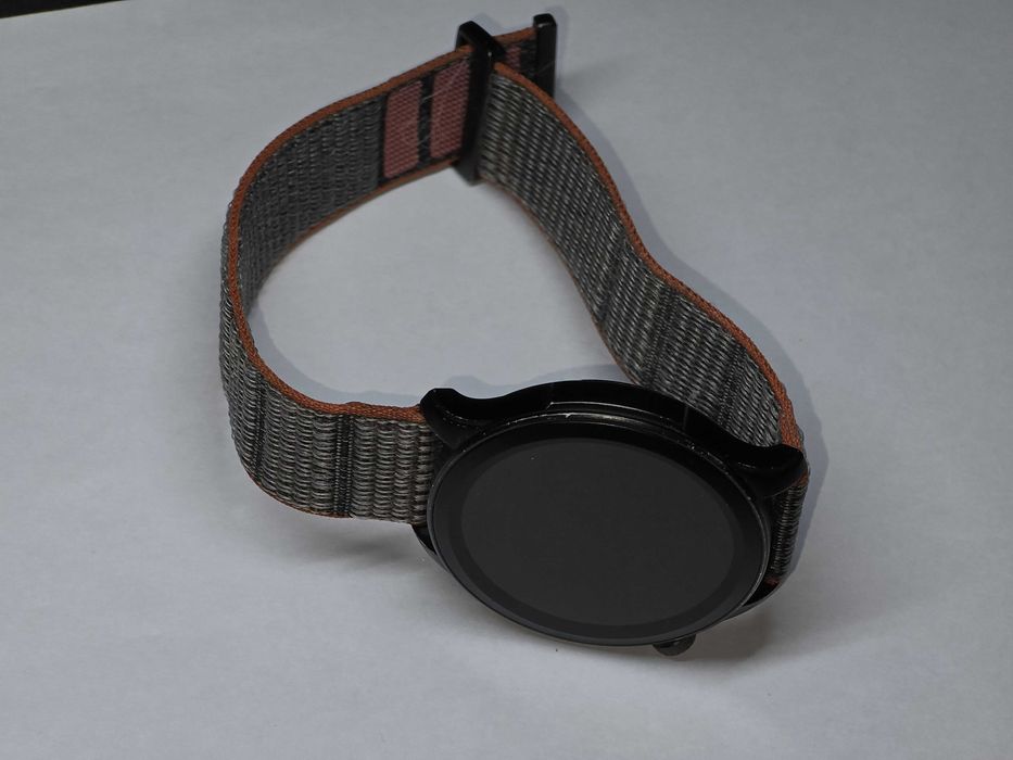 Смарт-годинник Amazfit GTR 4