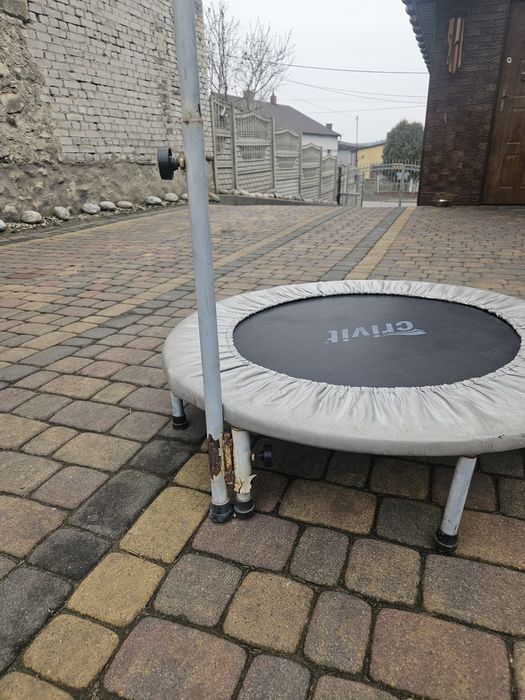 Mini trampolina crivit z uchwytem