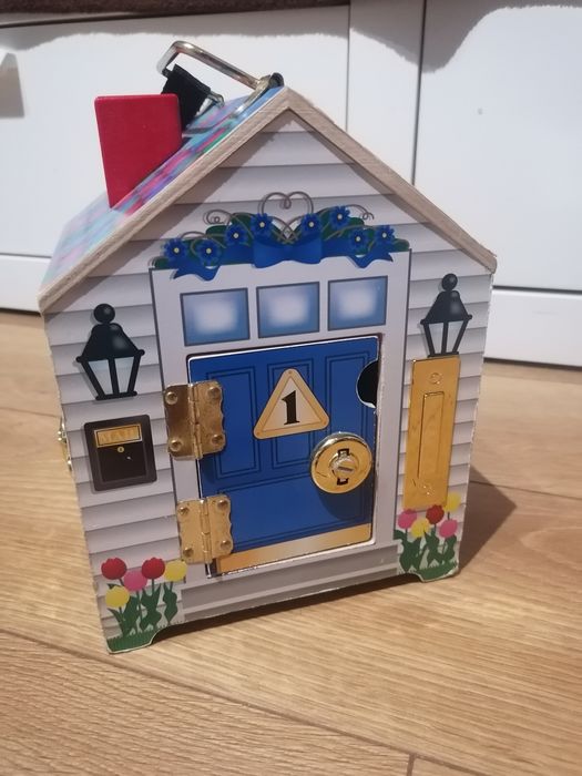 Dźwiękowy domek melissa&doug