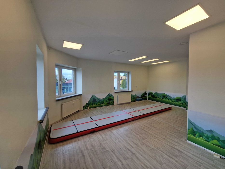 wynajmę lokal biurowo-usługowy Inflancka 65 I piętro ok.106m2