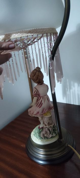 Candeeiro de mesa único e exclusivo - Novo