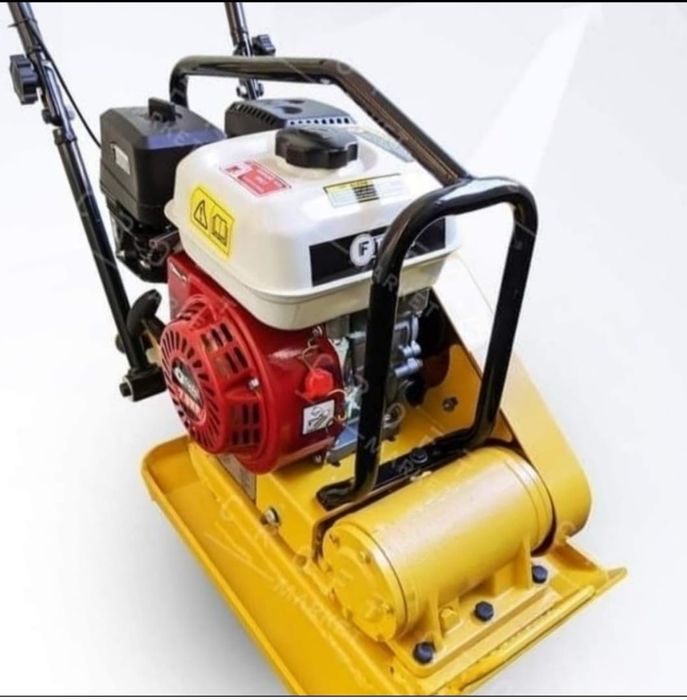 Placa vibratória a gasolina 196cc Nova