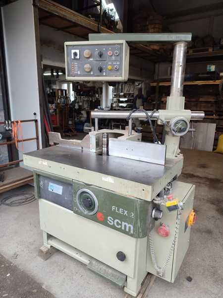 Frezarka dolnowrzecionowa SCM Flex II