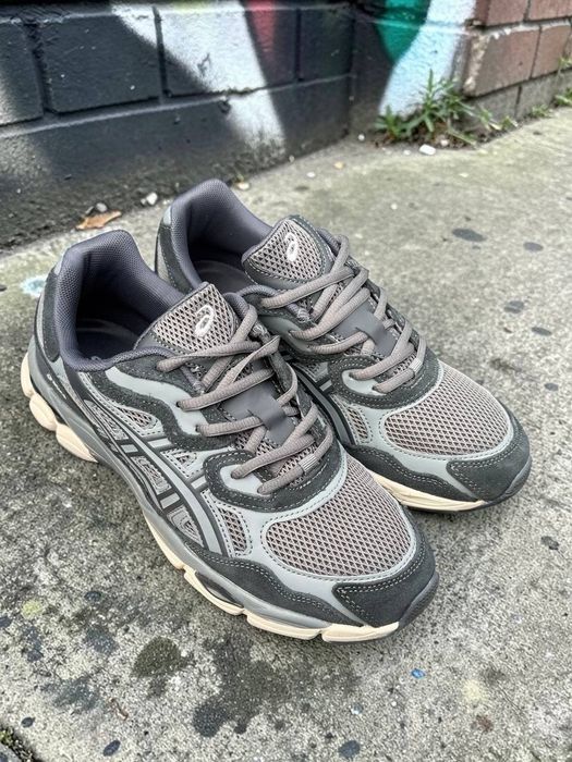 Чоловічі кросівки весна-літо Asics GEL-NYS Grey сірі