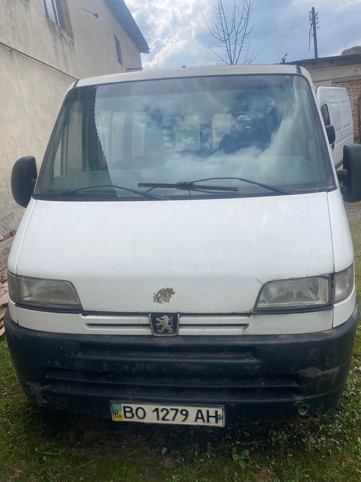 Pevgeot Boxer бус