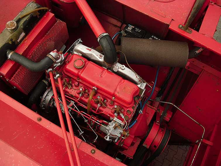 Зерноуборочный комбайн Massey Ferguson 20