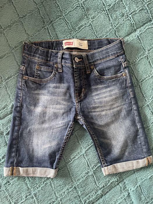 Levis ganga / 8 anos