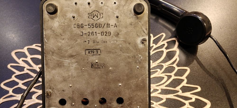 PRL telefon ebonitowy stary