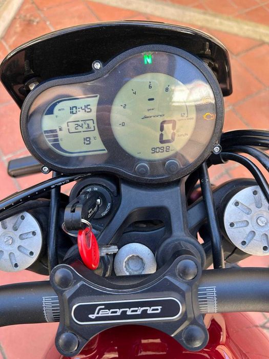 Benelli Leoncino 500 | 9.000 km | Como Nova