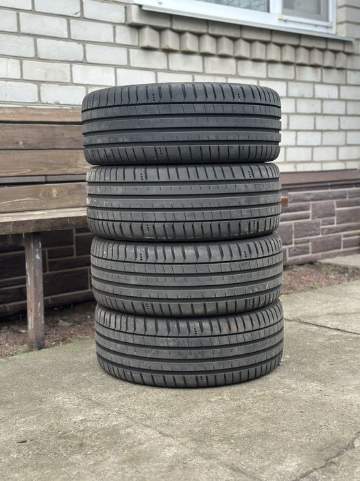 Michelin pilot sport 5  225/40 ZR18