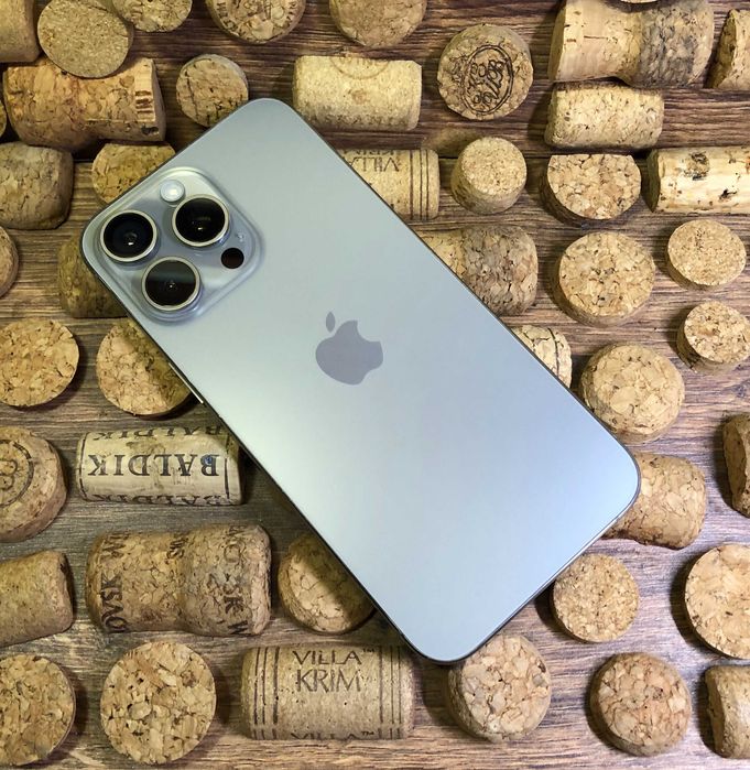 Apple iPhone 15 Pro Max 256Gb. Natural Titanium