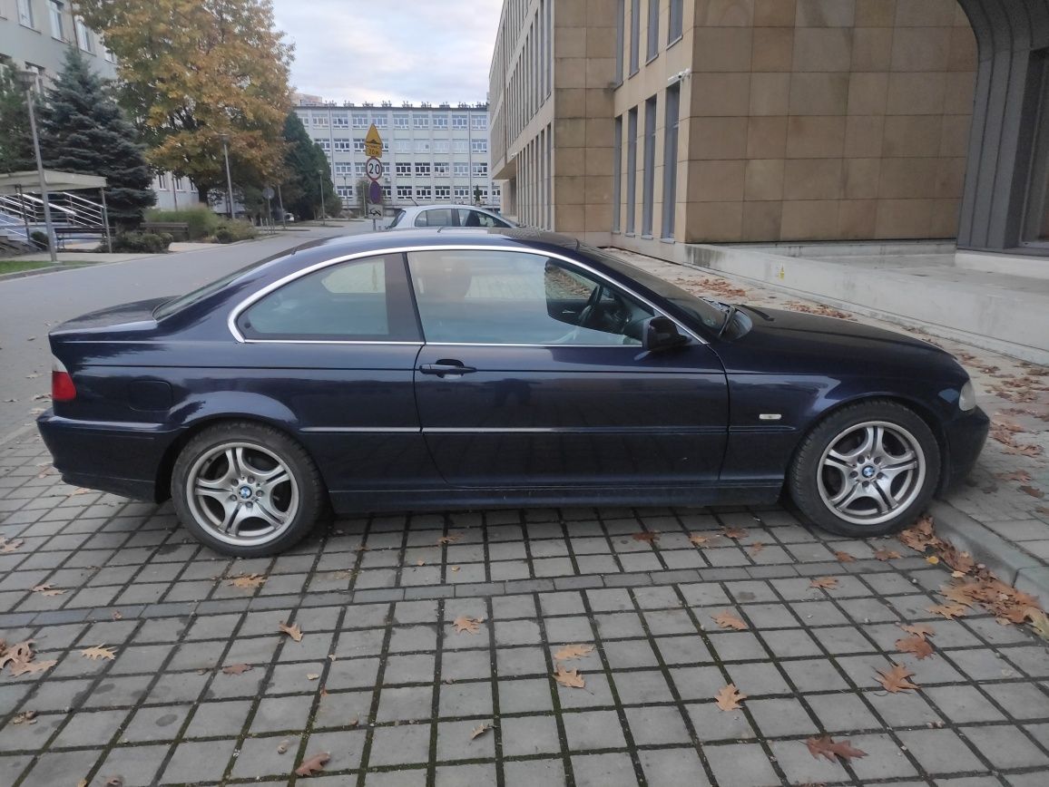 uchwyt na kubek bmw e46 w Twojej okolicy? Sprawdź kategorię Motoryzacja