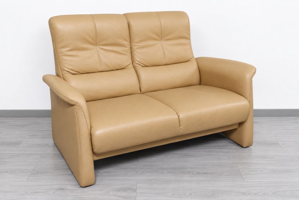 Шкіряний   двомісний диван  бренд Natuzzi.  Італія. Бездоганний