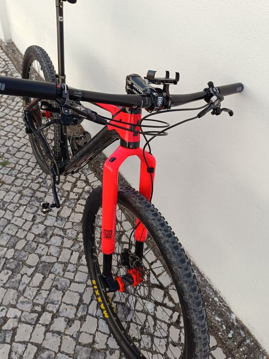 Cube reation GTC SLT 29 Carbono rock shox RS-1 carbono L