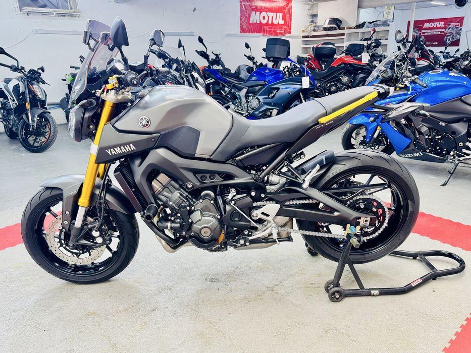 Мотоцикл Yamaha MT-09 ABS в оригіналі тільки з Японії