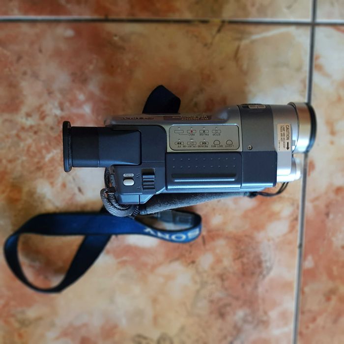 Kamera SONY Digital 8 Handycam DCR-TRV250E z dodatkami !!!