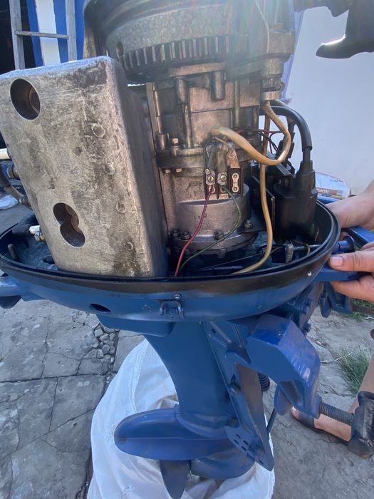 Лодочний мотор вихрь