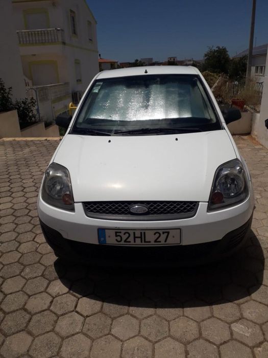 Ford Fiesta Comercial