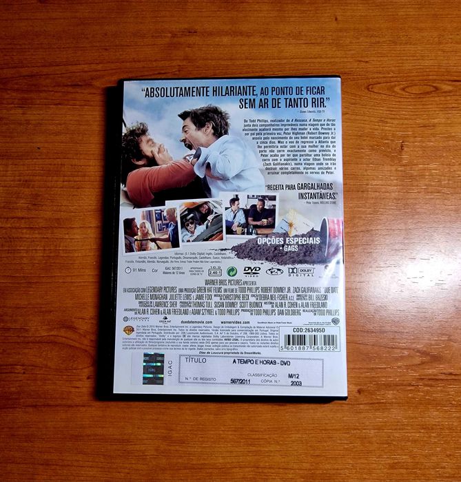 A TEMPO E HORAS (Robert Downey Jr./Zach Galifianakis