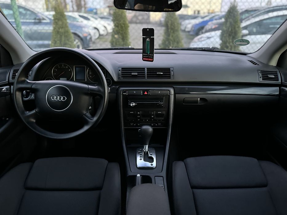 Продам Audi A4 b6 2003