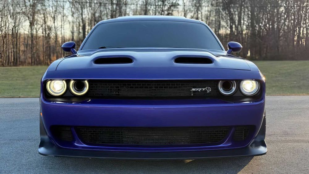 Dodge Challenger SRT Hellcat      2019