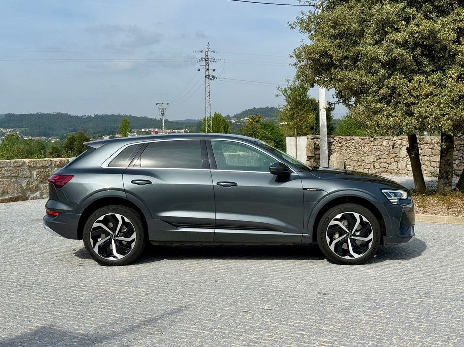 Audi e-tron 55 quattro S line