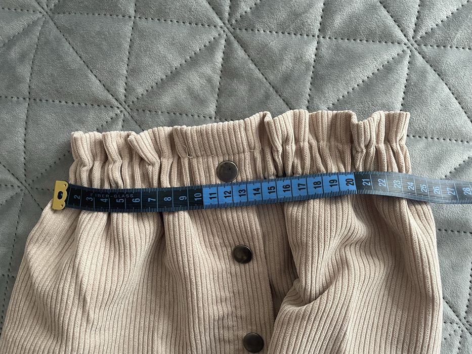 Вельветова спідничка