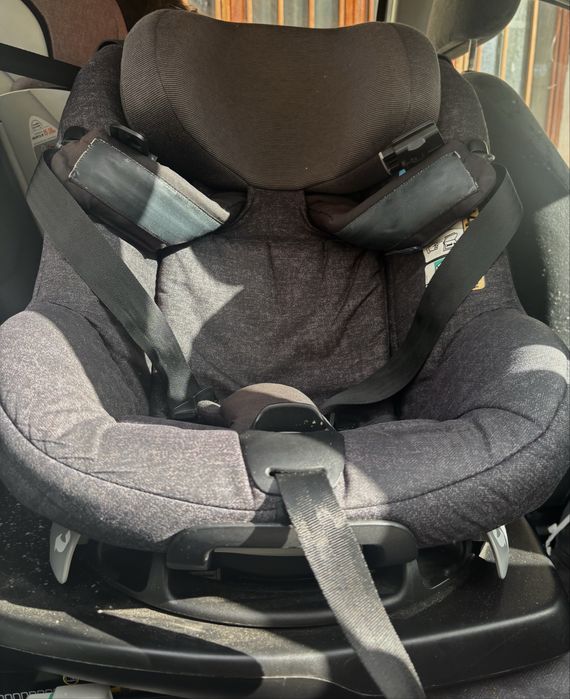 Cadeira Auto Maxi-Cosi AxissFix i-Size – Excelente Estado