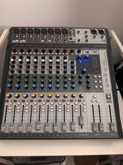 Signature 12 MTK - Mesa de mistura