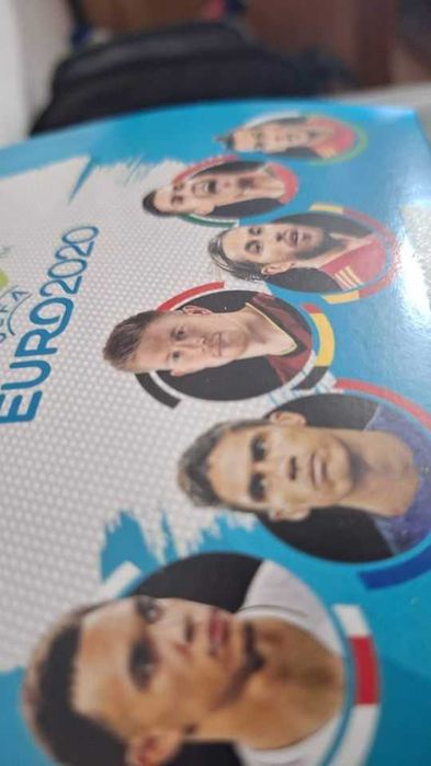 Panini EURO 2020 Adrenalyn XL (caixa com 24 saquetas)