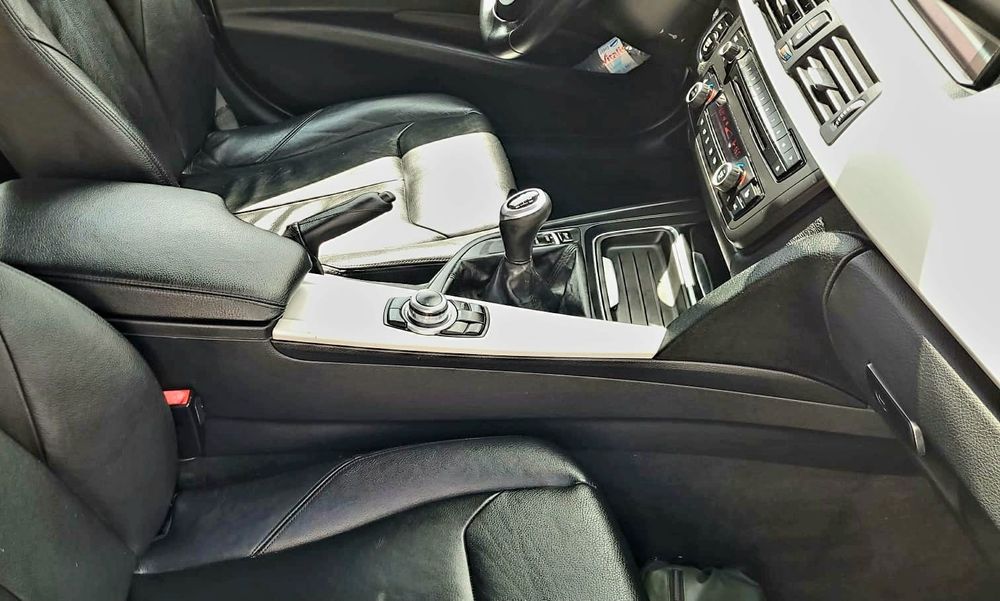 BMW 320d 184cv com vários extras