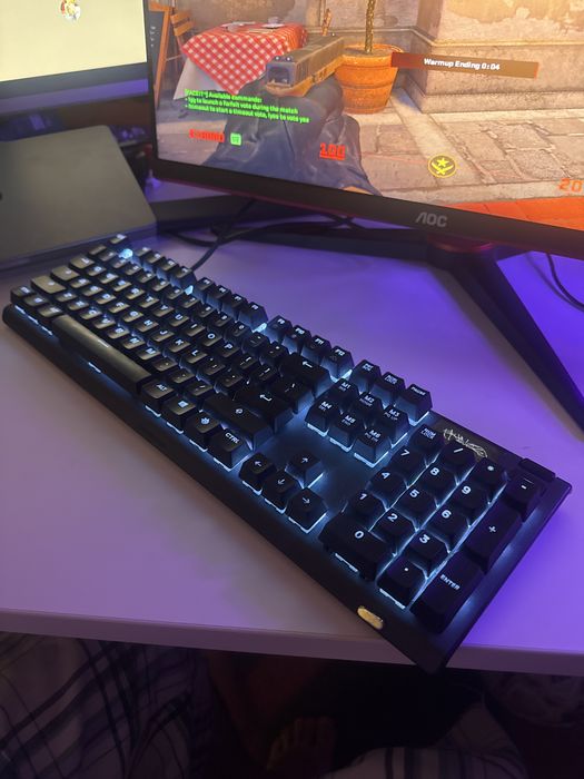 SteelSeries Apex 5 [SEMI-NOVO]