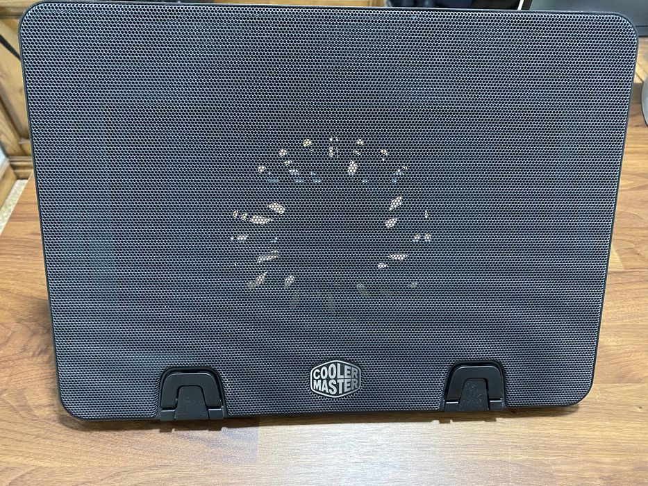 Notepal Ergostand IV - Cooler Master