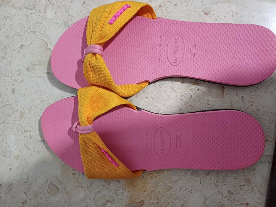 Chinelos havaianas
